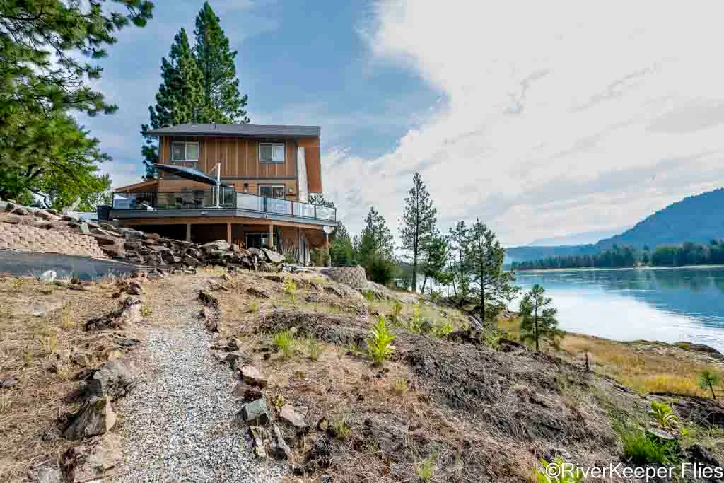 Black Bear Lodge - Upper Columbia River | www.johnkreft.com
