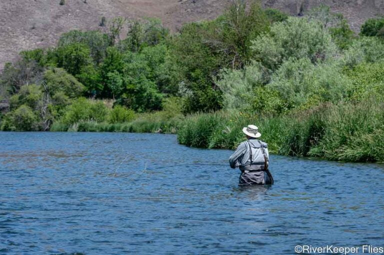 Floating the Deschutes River from Warm Springs to Trout Creek