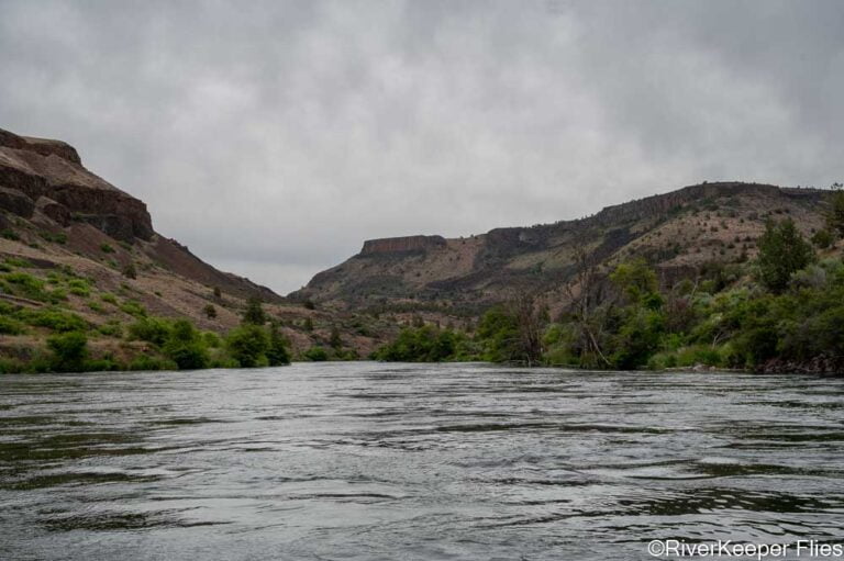 Floating the Deschutes River from Warm Springs to Trout Creek