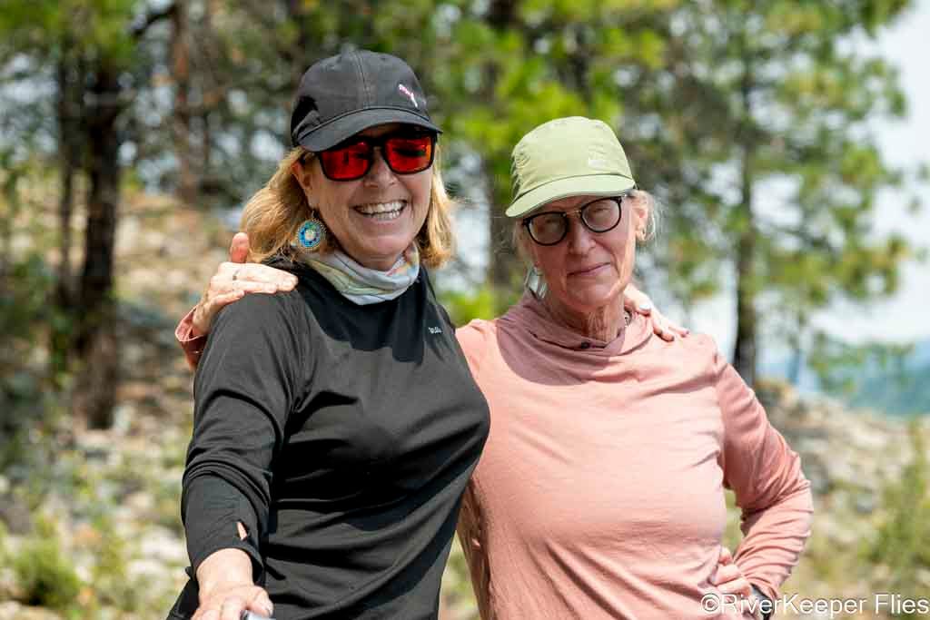 Judy & Kirsten at Black Bear Lodge | www.johnkreft.com