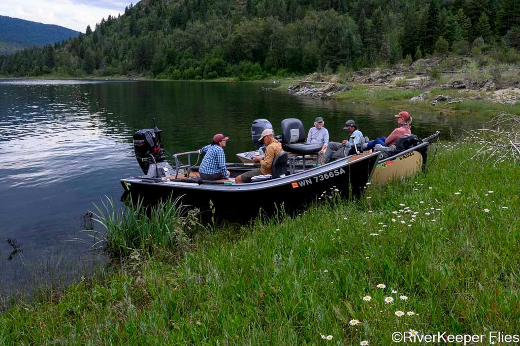 Lunch on Upper Columbia | www.johnkreft.com